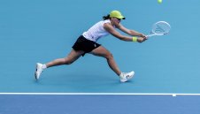 Ига Швьонтек хленчи заради критики