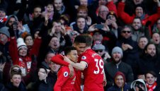 Смолинг: "Олд Трафорд" е с нас