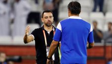 Отборът на Шави крачи към мач с Ливърпул