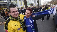 ГАВРА: Фенове на Дортмунд организират парти по случай... изпадането на Шалке