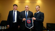 Бойко Борисов: Чест прави на БФС за оставките 