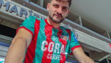 Национал падна в дебюта си в Португалия