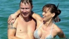 Мика Хакинен палува със стриптийзьорка