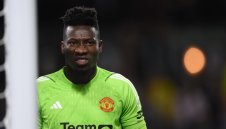 Интер спасява Онана от кошмарите на „Олд Трафорд“