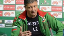 ОФИЦИАЛНО: Любо Пенев още 2 години начело на националите