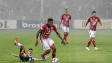 Във Франция шокирани от контузията на ас на ЦСКА