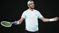 Сексапилната Мелиса Сата омая и тенисист + СНИМКИ