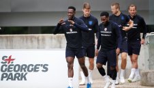 Англичаните тренират дузпи за Световното