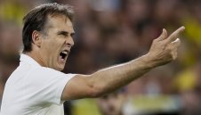 Вълците все пак са на път да се разберат с Лопетеги