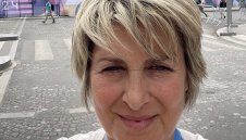 Весела Лечева е в Париж за откриването на Олимпийскити игри