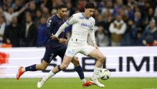 Атлетико Мадрид следи трима защитници