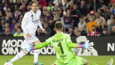 Реал дава нов договор на Лука Модрич