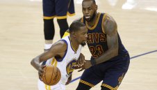 ЛеБрон: Трябва да успеем да спрем Дюрант