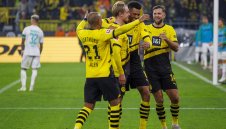 Юлиан Бранд спаси Дортмунд и влезе в историята