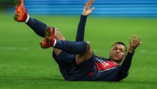 ПСЖ с нова крачка към поредната си титла, Мбапе отново блести