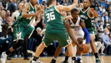 Далас взе първа победа