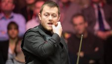 Марк Алън изигра Джентълмена