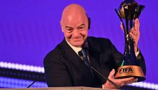 Инфантино се изрази, като истински политик за войната в Ивицата Газа