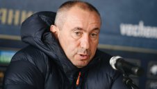 Левски поздрави Мъри Стоилов