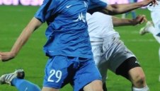 Иса все още не е играч на Карабюк