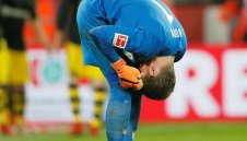 Спряган за Дортмунд "козел" не мисли за бъдещето