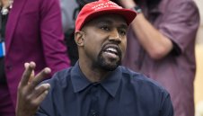 От Милан взеха на подбив Интер и Кание Уест