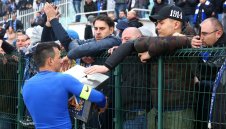 Феновете на Левски отново се надигат да спасят клуба