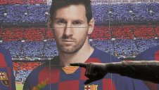 Бесен е! Де Бройне размаха пръст на Сити заради Меси