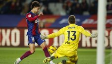 Барса реши за португалска звезда