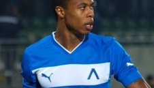 Левски спаси лиценза, засега 