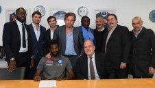 ОФИЦИАЛНО: Наполи преподписа с основен играч