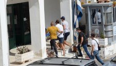 Магуайър излезе от съда, може да отиде зад решетките за 3 години + ВИДЕО