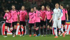 Икечи наказа чехите в Прага + ВИДЕО