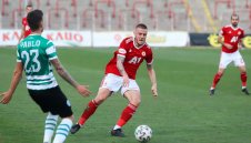 Възстановяването на Тибо Вион върви по план, французинът свали гипса