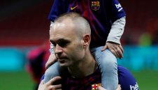 Треньорът на Бетис към Иниеста: Зарежи китайците и идвай при нас