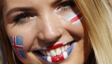 Пияните англичани искат секс с исландките