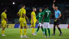 Дузпа, червени картони... Берое удари Добруджа