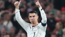 Три „Златни топки“ и още 8 ветерани от Мондиал 2006, които още ритат топката