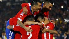 Чили тръгна с победа на Копа Америка