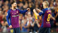 Меси с много силни думи за Иниеста