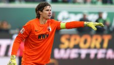 ОФИЦИАЛНО: Борусия (Дортмунд) привлече стража на Аугсбург