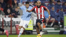 Разкриха колко иска камерунец, за да дойде на "Олд Трафорд"