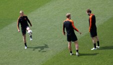 Де Йонг към Де Лихт: Чакам те в Барса