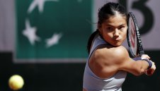 Ема Радукану не бърза с новия треньор