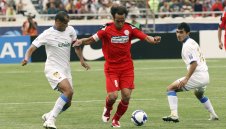 Ривалдо се завърна на терена