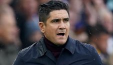 Първата треньорска глава падна във Висшата лига