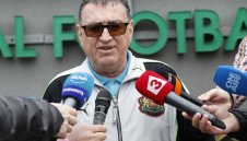 Футболни тренировки в България може да има и преди 13 май