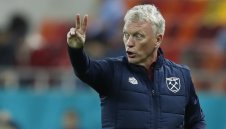 Уест Хям няма кого да сложи на мястото на Мойс