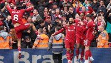 Ван Дайк похвали правещо фурор „лале“ от Ливърпул