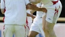 Топките на Руни в опасност